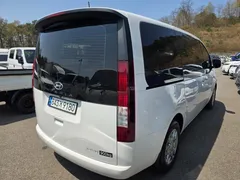 2023 Hyundai Staria Cargo 3-Seater — фото 2