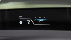 2023 BMW 2-Series 220i Luxury, белый — фото 17