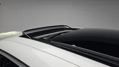 2023 BMW 2-Series 220i Luxury, белый — фото 18