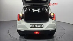 2022 SsangYong Tivoli Gasoline 1.5 2WD — фото 17