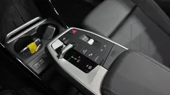 2023 BMW 2-Series 220i Luxury, белый — фото 9