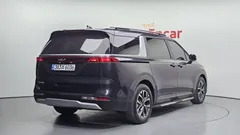 2023 Kia Carnival Diesel 9-Seater Prestige — фото 2