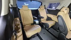 2023 Kia Carnival Diesel 9-Seater Prestige — фото 19