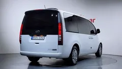 2023 Hyundai Staria Cargo 3-Seater — фото 2