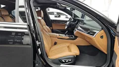 2021 BMW 7-Series 740i Design Pure Excellence, чёрный — фото 11