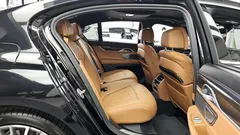 2021 BMW 7-Series 740i Design Pure Excellence, чёрный — фото 12