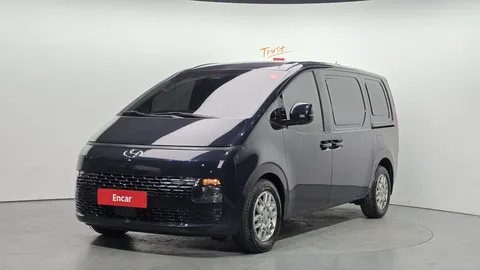 2023 Hyundai Staria Cargo 3-Seater