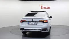 2023 Volkswagen Jetta 1.5 TSI Prestige — фото 4
