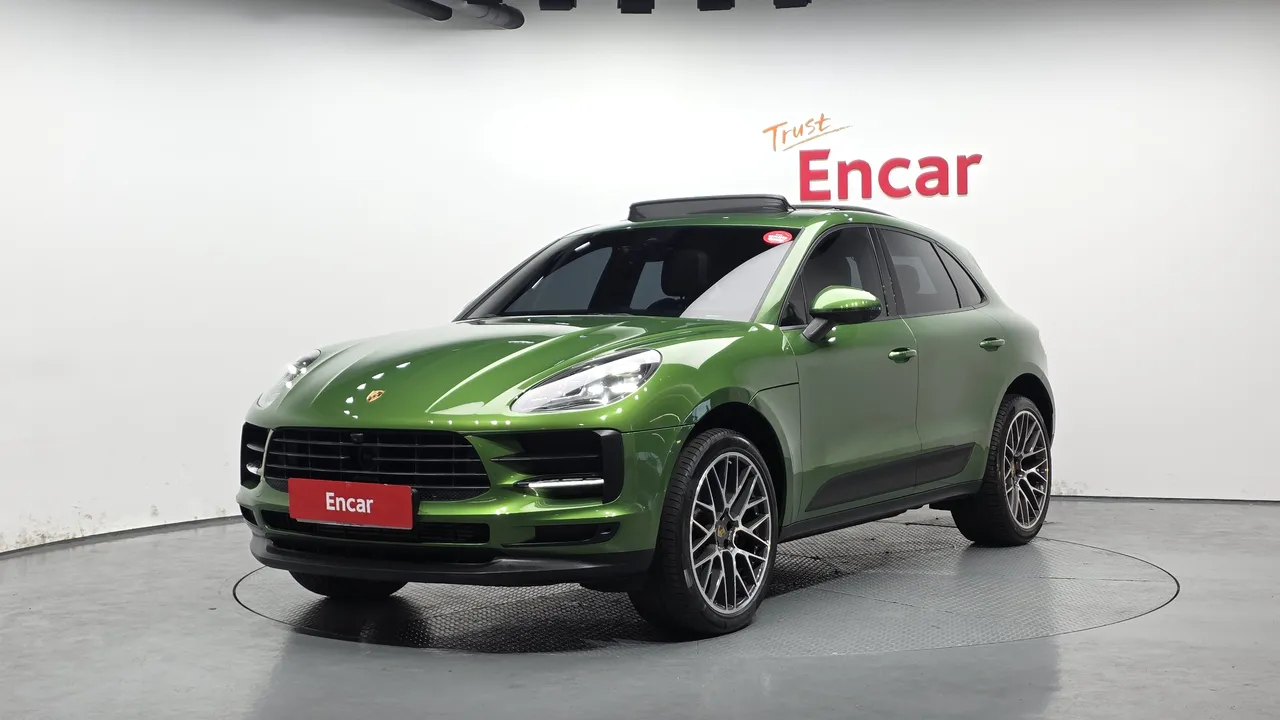 2021 Porsche Macan 2.0