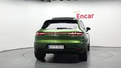 2021 Porsche Macan 2.0, зелёный — фото 4