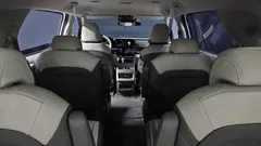 2023 Kia Carnival Diesel 9-Seater Prestige — фото 19