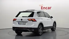 2021 Volkswagen Tiguan 2.0 TDI Prestige, белый — фото 2