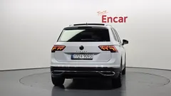 2021 Volkswagen Tiguan 2.0 TDI Prestige, белый — фото 4