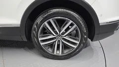2021 Volkswagen Tiguan 2.0 TDI Prestige, белый — фото 5