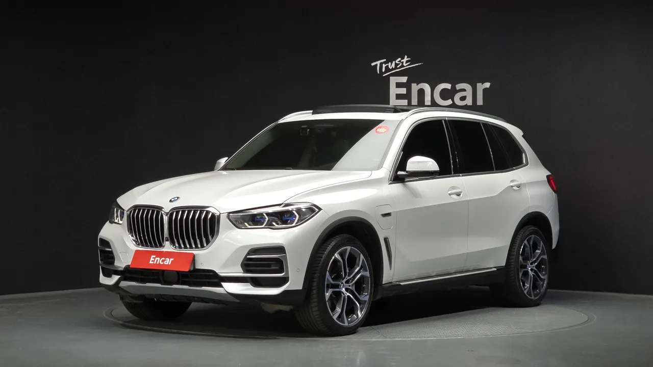 2022 BMW X5 xDrive 45e xLine