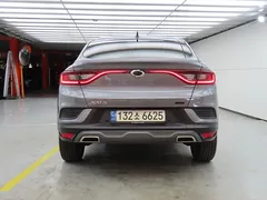 2023 Renault Samsung XM3 1.6 E-TECH Inspire e-shifter — фото 3