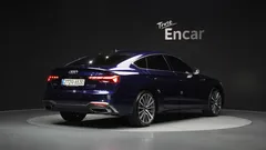 2023 Audi A5 40 TFSI Quattro Premium Sportback — фото 2