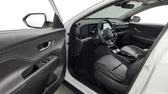 2023 Hyundai Kona Inspiration, белый — фото 10