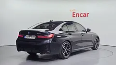 2024 BMW 3-Series 320i M Sport — фото 2