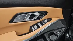2024 BMW 3-Series 320i M Sport — фото 13