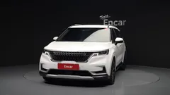 2023 Kia Canival Diesel 9-Seater Prestige — фото 3