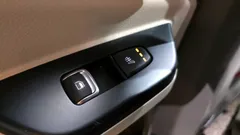2023 Kia Canival Diesel 9-Seater Prestige — фото 18