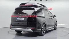 2022 Kia Carnival Diesel 7-Seater Hi-Limousine — фото 2