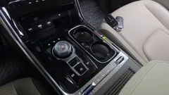 2022 Kia Carnival Diesel 7-Seater Hi-Limousine — фото 9