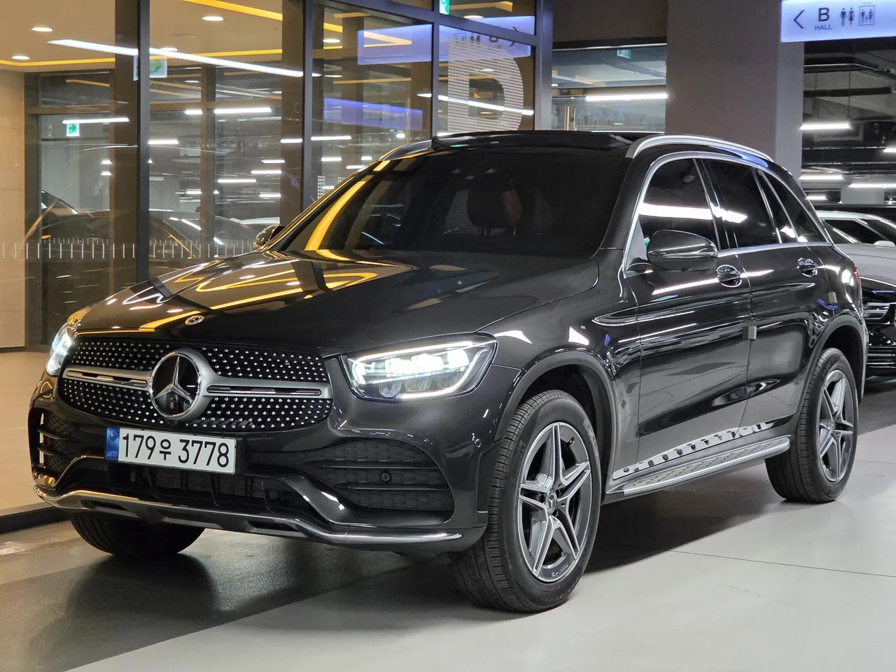 2022 Mercedes-Benz GLC-Class GLC300e 4MATIC