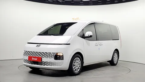 2022 Hyundai Staria Tourer 11-Seater