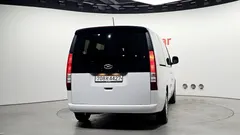2022 Hyundai Staria Tourer 11-Seater — фото 4