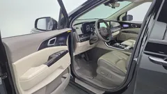 2023 Kia Canival Gasoline 9-Seater Signature, чёрный — фото 10