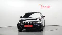 2022 BMW 5-Series 530i M Sport Package — фото 3