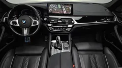 2022 BMW 5-Series 530i M Sport Package — фото 7