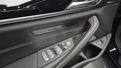 2022 BMW 5-Series 530i M Sport Package — фото 18