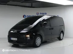 2022 Hyundai Staria Cargo 5-Seater — фото 11