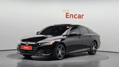 2021 Honda Accord 2.0 Hybrid Touring, чёрный — фото 1
