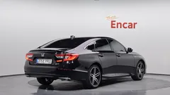 2021 Honda Accord 2.0 Hybrid Touring, чёрный — фото 2