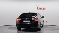 2021 Honda Accord 2.0 Hybrid Touring, чёрный — фото 4