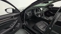 2021 Honda Accord 2.0 Hybrid Touring, чёрный — фото 10