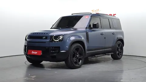 2023 Land Rover Defender 110 D250 SE