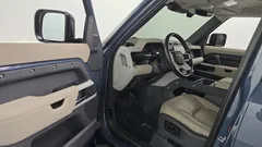 2023 Land Rover Defender 110 D250 SE — фото 10