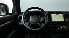 2023 Land Rover Defender 110 D300 75th Edition — фото 14