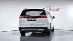 2023 Kia Carnival Diesel 9-Seater Prestige — фото 4