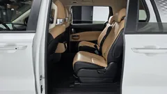 2023 Kia Carnival Diesel 9-Seater Prestige — фото 12