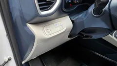 2022 Hyundai Venue 1.6 Modern Plus, белый — фото 18