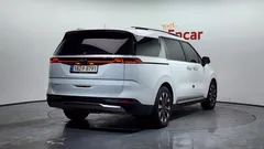 2023 Kia Carnival Diesel 9-Seater Signature — фото 2