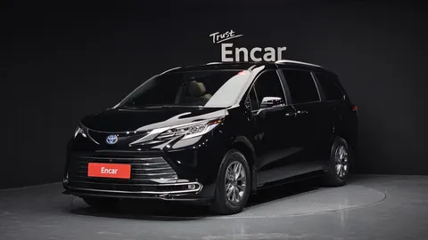 2023 Toyota Sienna 2.5 Hybrid AWD