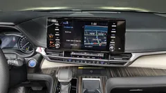 2023 Toyota Sienna 2.5 Hybrid AWD, чёрный — фото 12