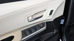 2023 Toyota Sienna 2.5 Hybrid AWD, чёрный — фото 18